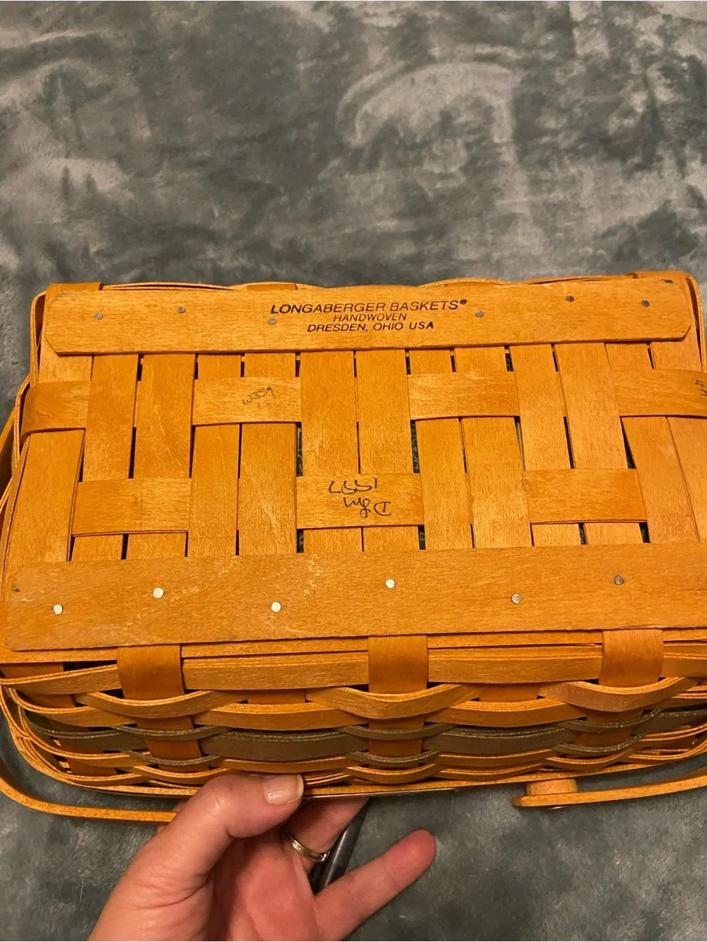 Longaberger 1997 basket combo holiday cheer 2 handles liner protector